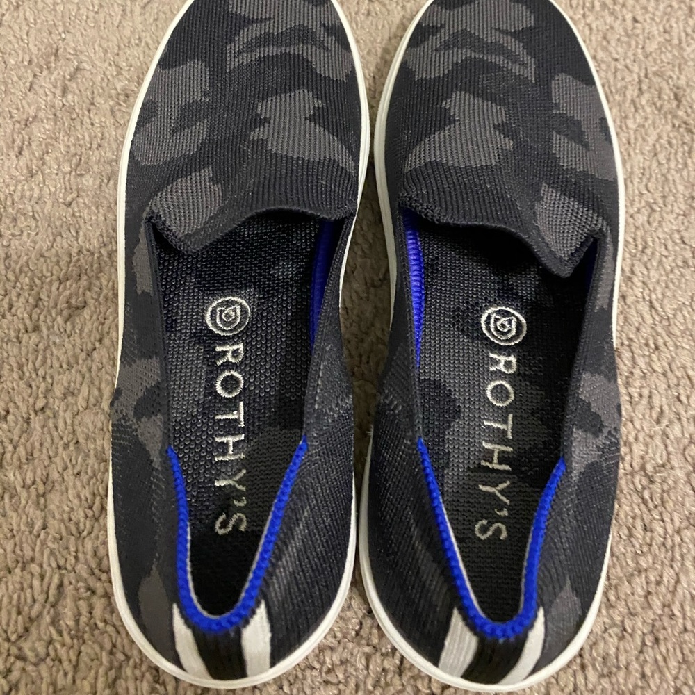 Women’s Rothys Grey Camo Sneaker